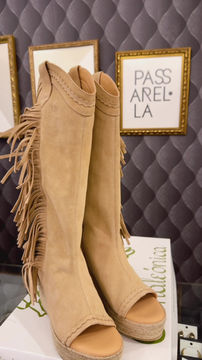 Miniatura: BOTA NISIA CAMALEÓNICA