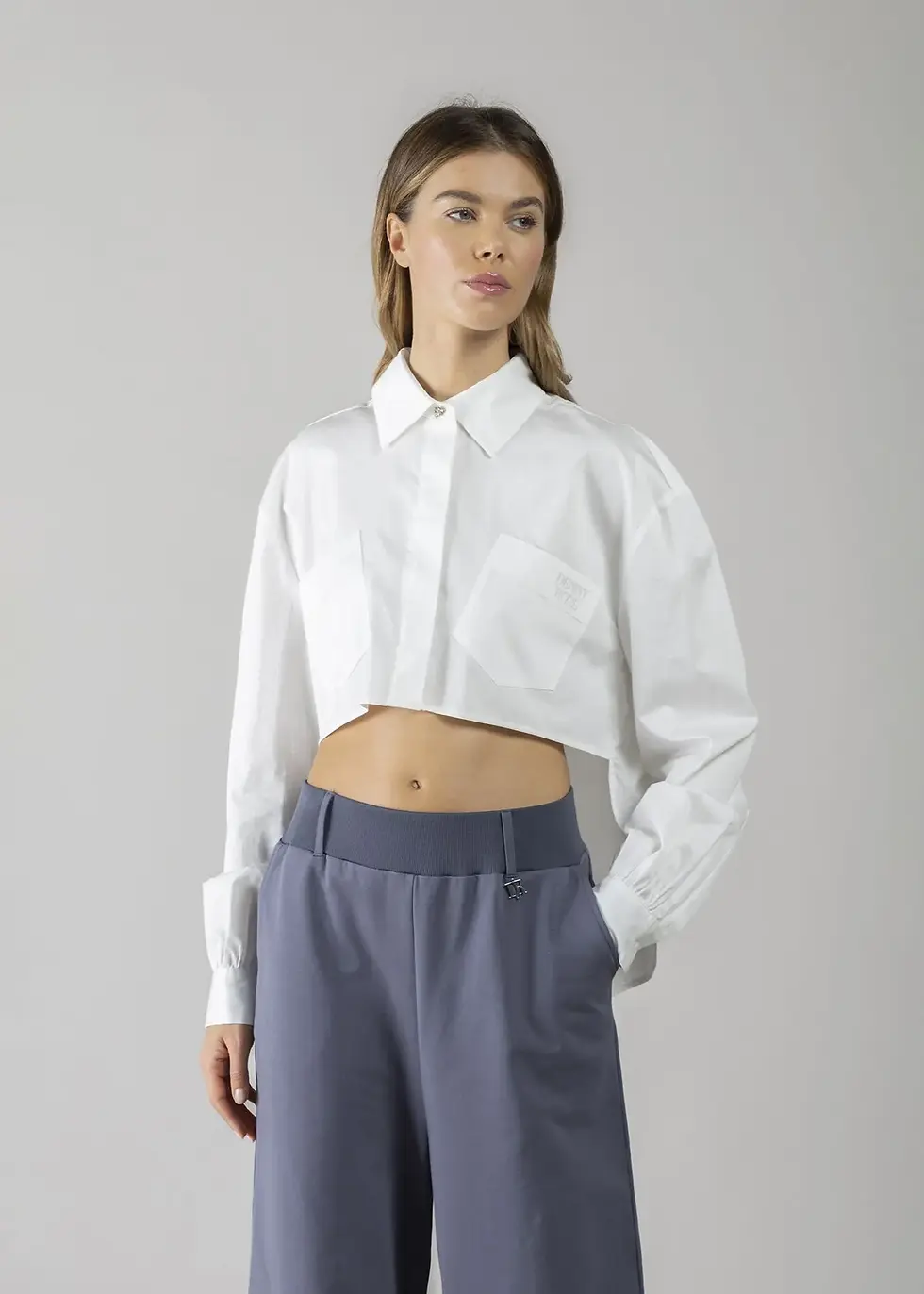 Miniatura: CAMISA CROPED DENNY ROSE 611DD45014