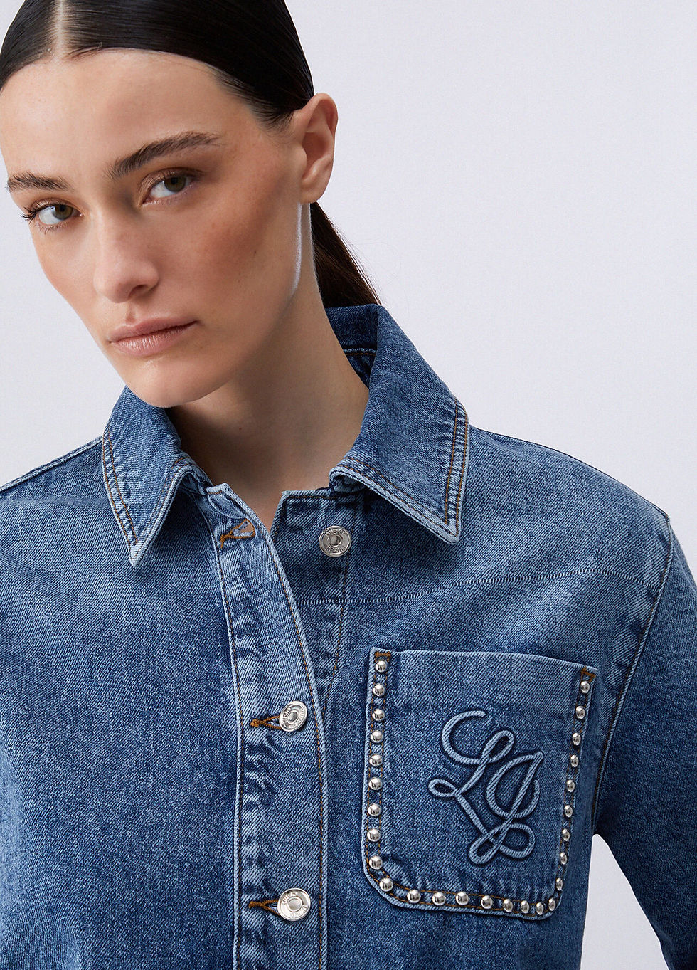 Miniatura: 23 CHAQUETA TEJANA LIU·JO UA6125D4854