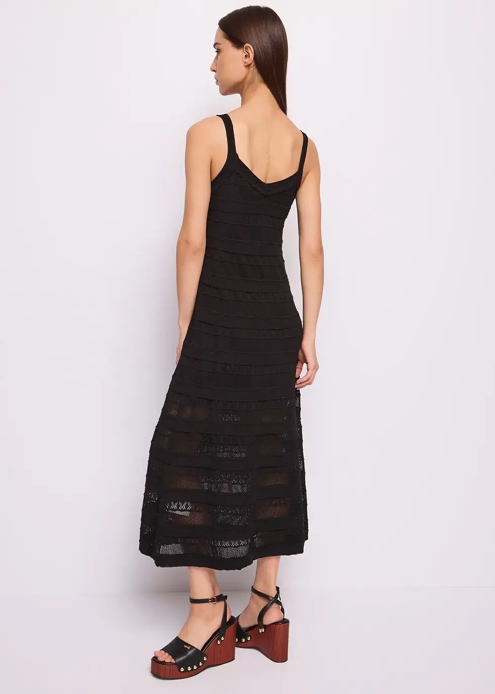 Miniatura: VESTIDO NEGRO DE PUNTO  CON ESCOTE V GAUDÌ