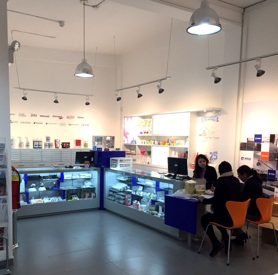 SHOWROOM Y CENTRO DE CAPACITACION