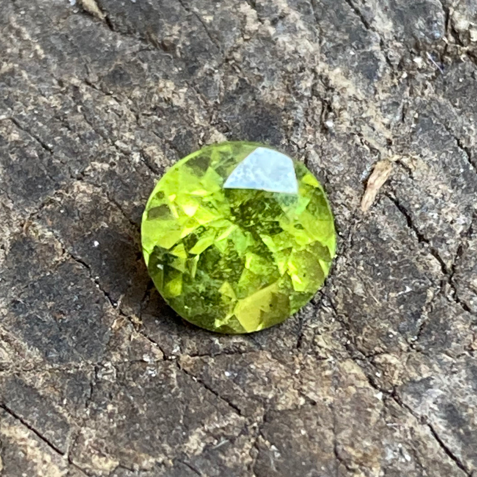 Péridot 1.1 ct (Ref : PER0019)