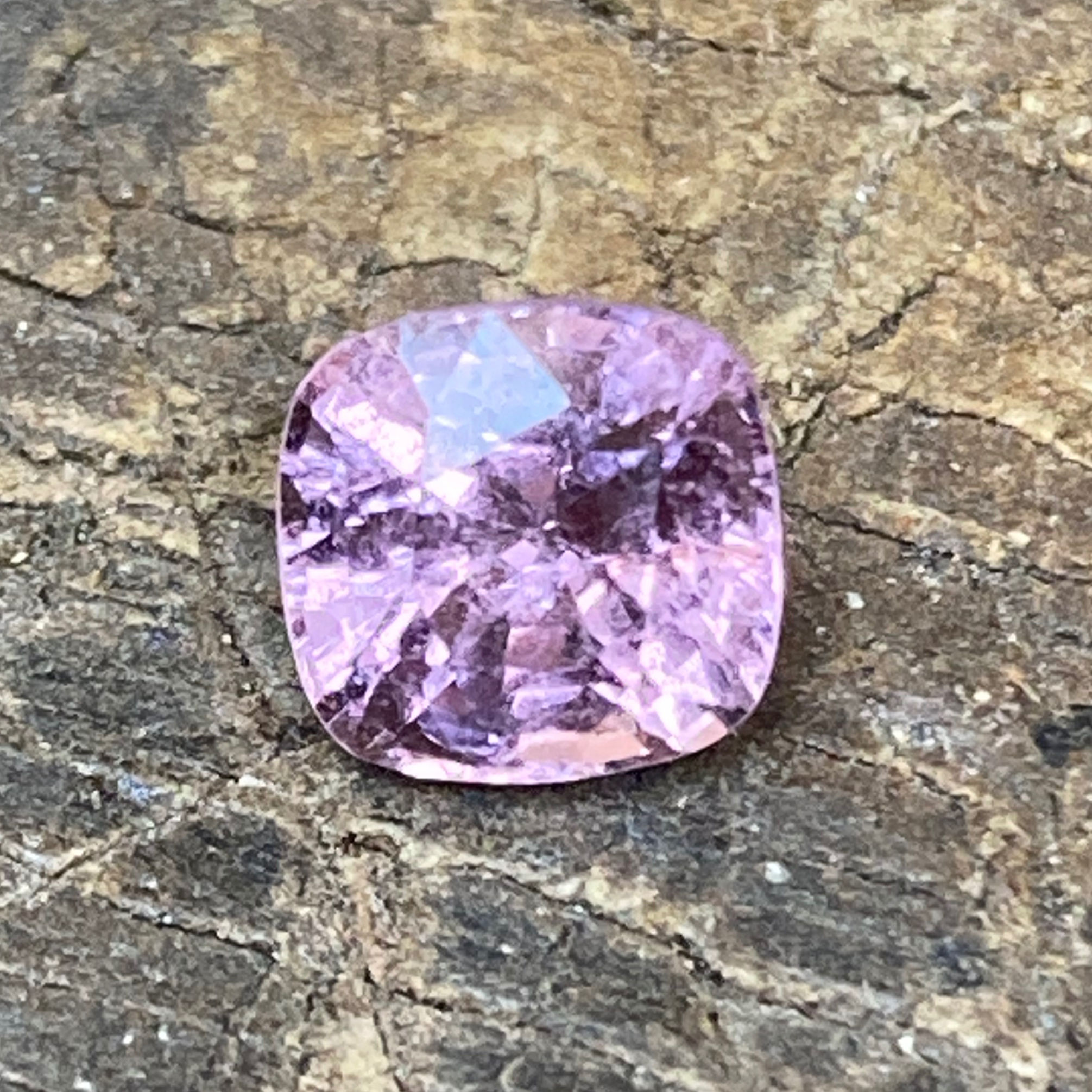 Spinelle taupe 1.03 ct (Ref : SPI0048)
