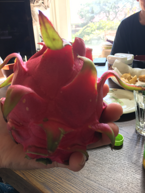 ドラゴンフルーツ食す!