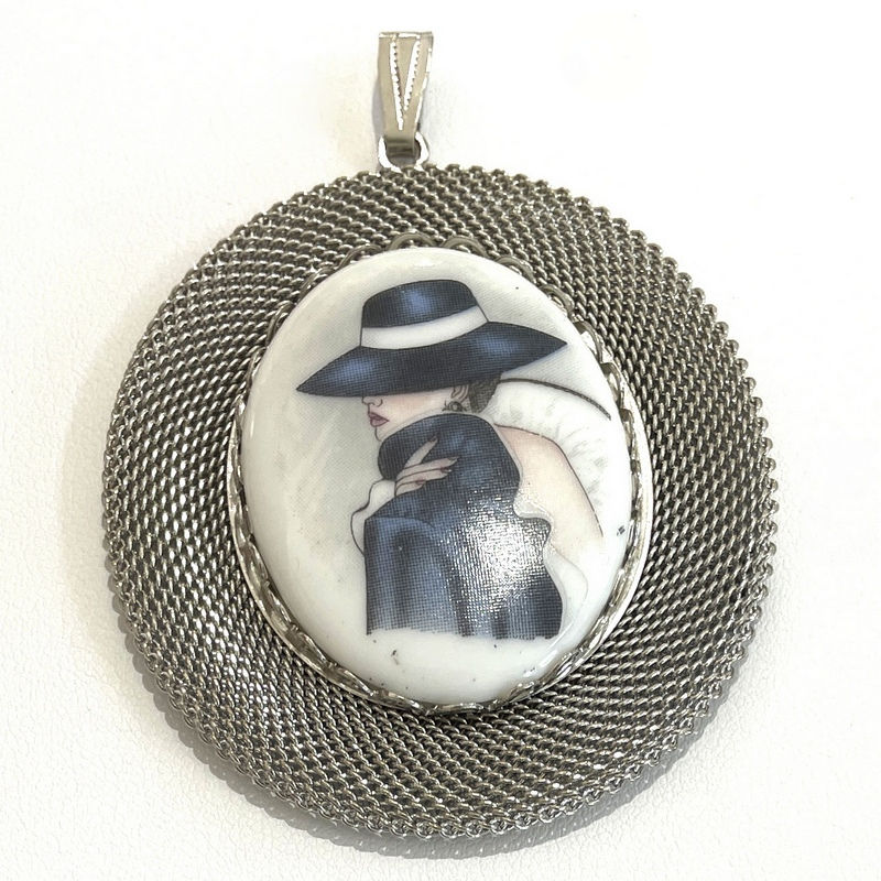 Thumbnail: Retro Art Pendant, Porcelain Cameo, Silver Mesh, Chic Deco Lady In Big Hat