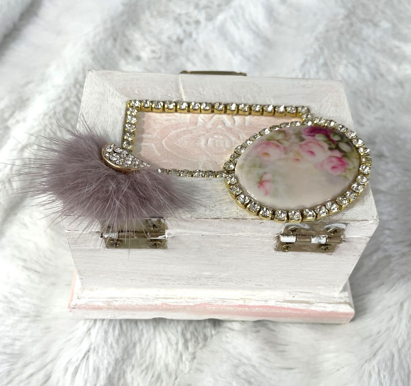 Thumbnail: Shabby Pink & White Rhinestone Jewelry Box Wooden Tabletop Decor Cottage Chic