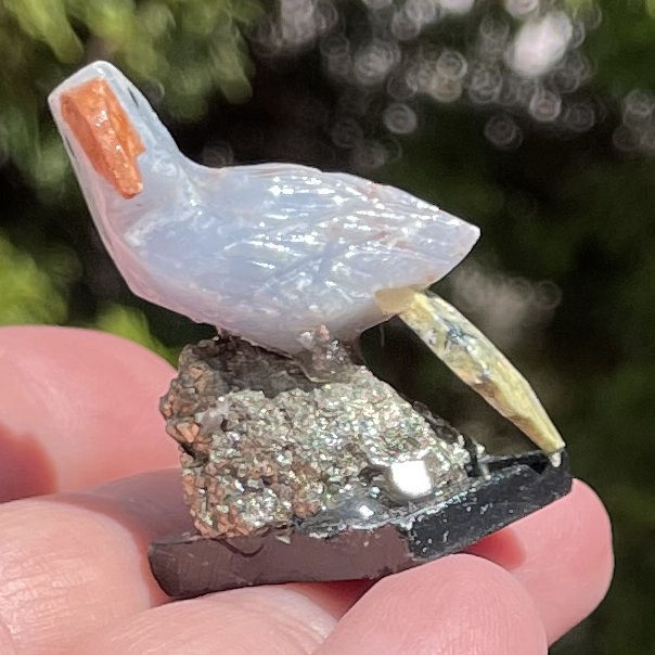 Thumbnail: Vintage Gemstone Bird Hand-carved Sculpture Mini Carving