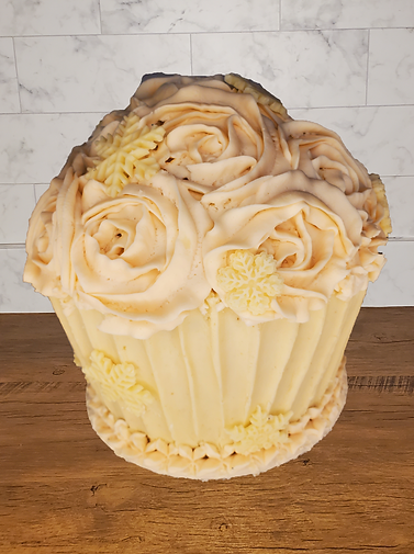 rose smash cake back.png