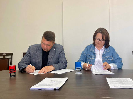 Сегодня, 16 мая, был подписан договор о ремонте Дома Культуры г.Вулканешты