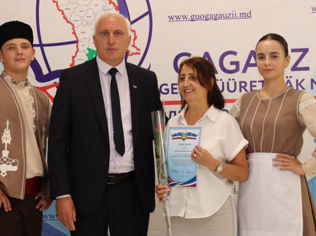 Преподаватели и ученики лицеев г. Вулканешты были награждены дипломами и премиями