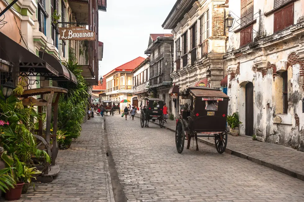 old-town-vigan-philippines-kalesas