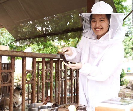 DSC01040 3 copy_edited.jpg