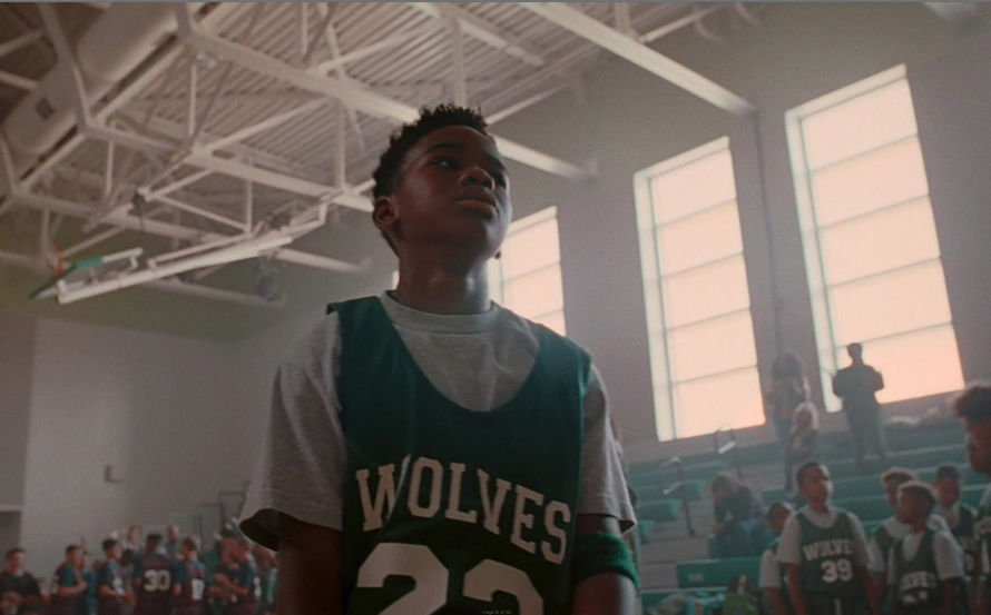 young lebron bball.jpg
