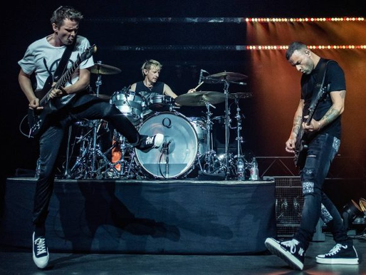 Muse toca raridades em show beneficente Hammersmith