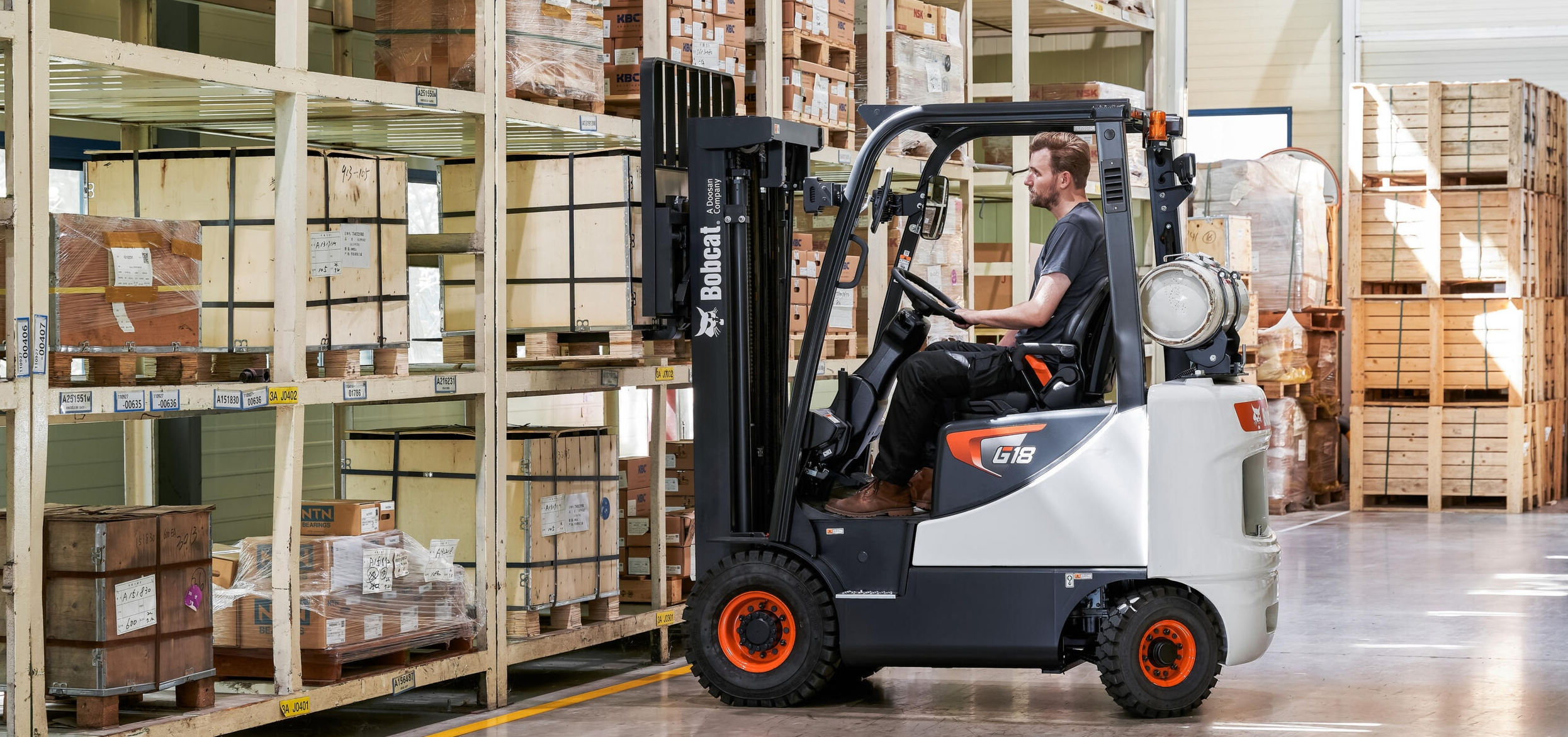 Bobcat electric forklift, supplied by Rushlift: “Fast-charging lithium-ion capability supports reduced downtime in multi-shift operations.”