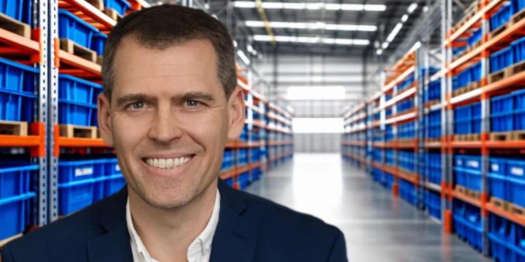 Dr. Julian Popp, Vice President, Körber Supply Chain Consulting, "Operators do not want network-wide visibility to depend on a single technology stack."