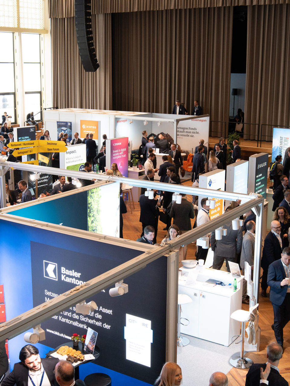 Stände
Trotz des neuen Konzeptes, gab es nach wie vor die Stände von unseren Premium- & Advanced Sponsoren.