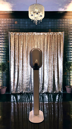 Lux Lite with the Honey Sequin Backdrop