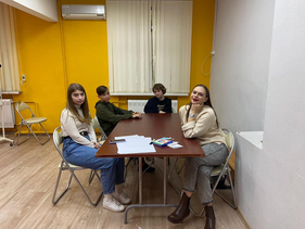 Занятия по программе социальной адаптации подростков "Школа жизни": я выбираю или я должен?