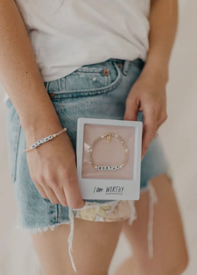 Thumbnail: Worthy Bracelet 