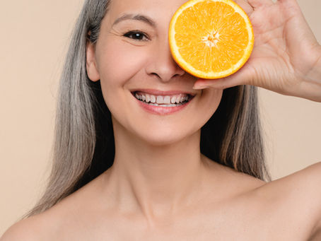 Vitamin C for Skin: The Ultimate Brightening & Anti-Aging Antioxidant