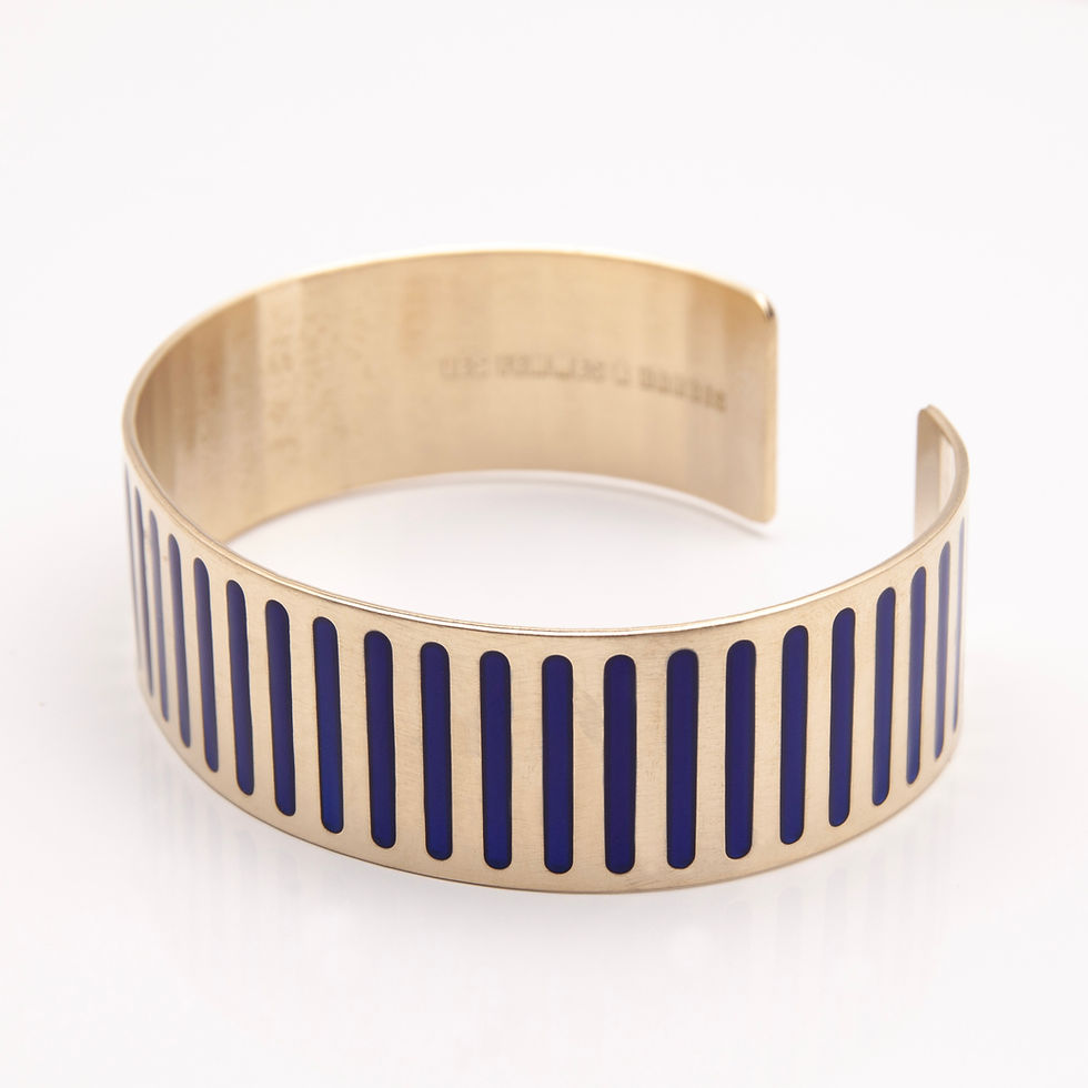 Thumbnail: Men's Gold and Enamelled Bangle