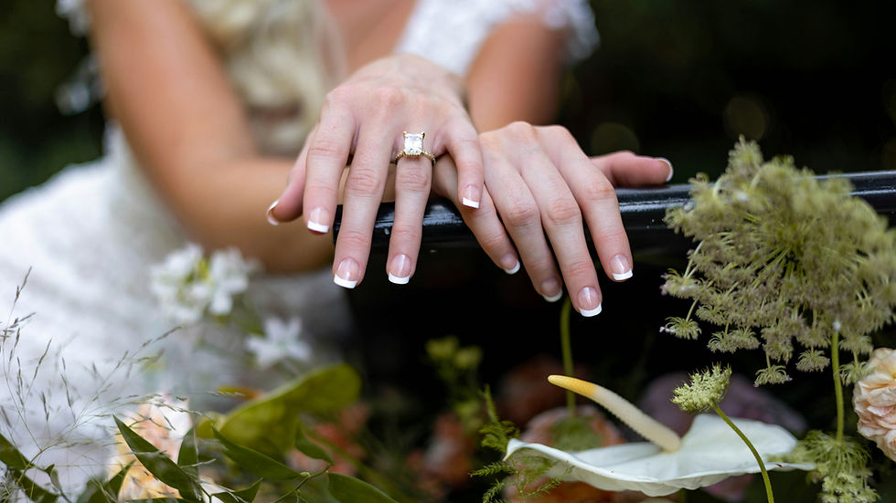 Destination bride newly engaged during the holiday season searching for bridal professionals online, comparing websites, reviews, and branding to choose her wedding hairstyle or makeup artist for a 2026–2027 Italy wedding.