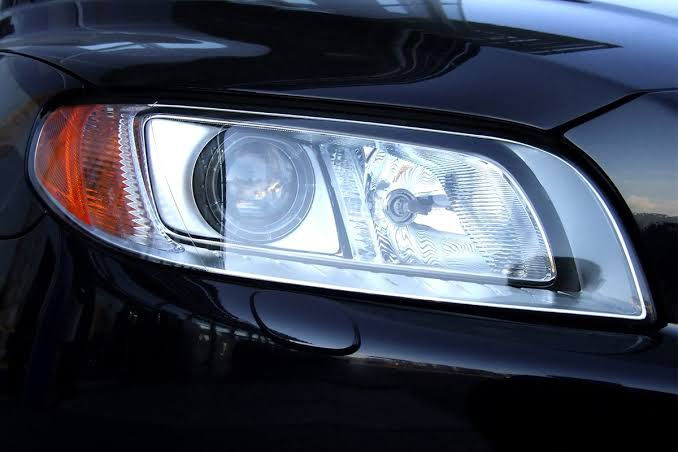 headlight.jpeg