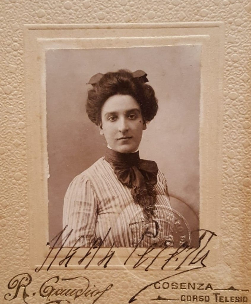 Formal portrait of Nada Peretti in Cosenza, Calabria, Italy, circa 1904