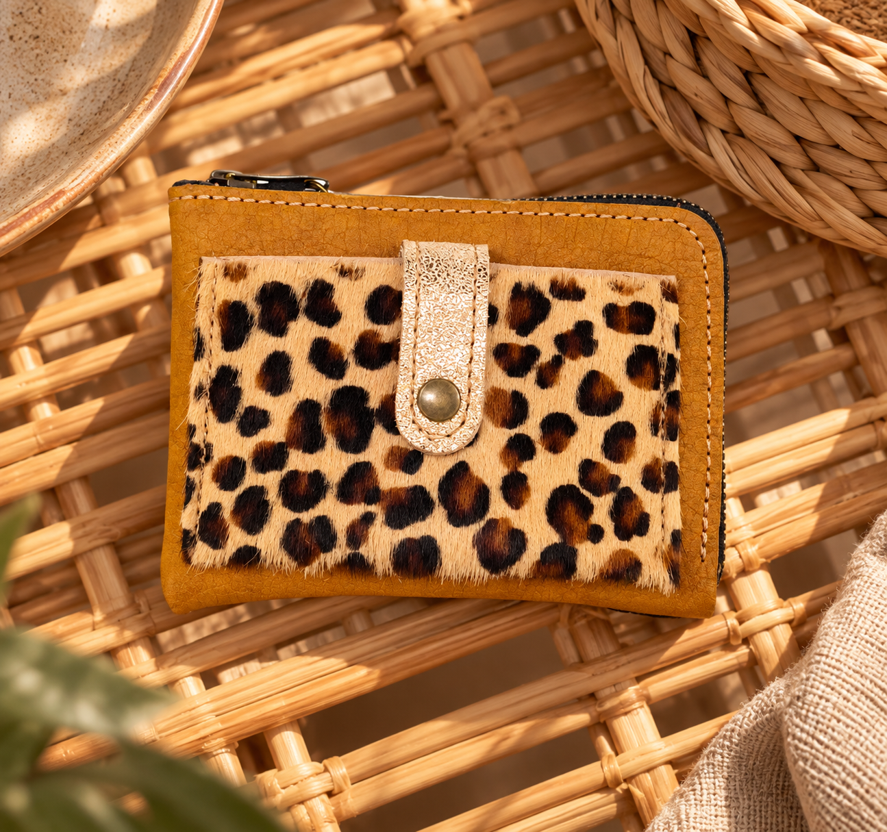 Isa – Portefeuille en cuir croc miel