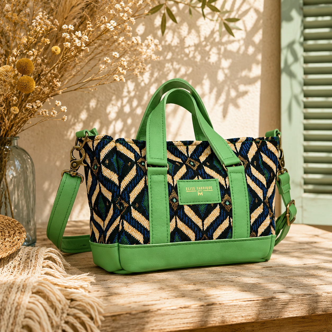Sac Boston en cuir vert fait main en France