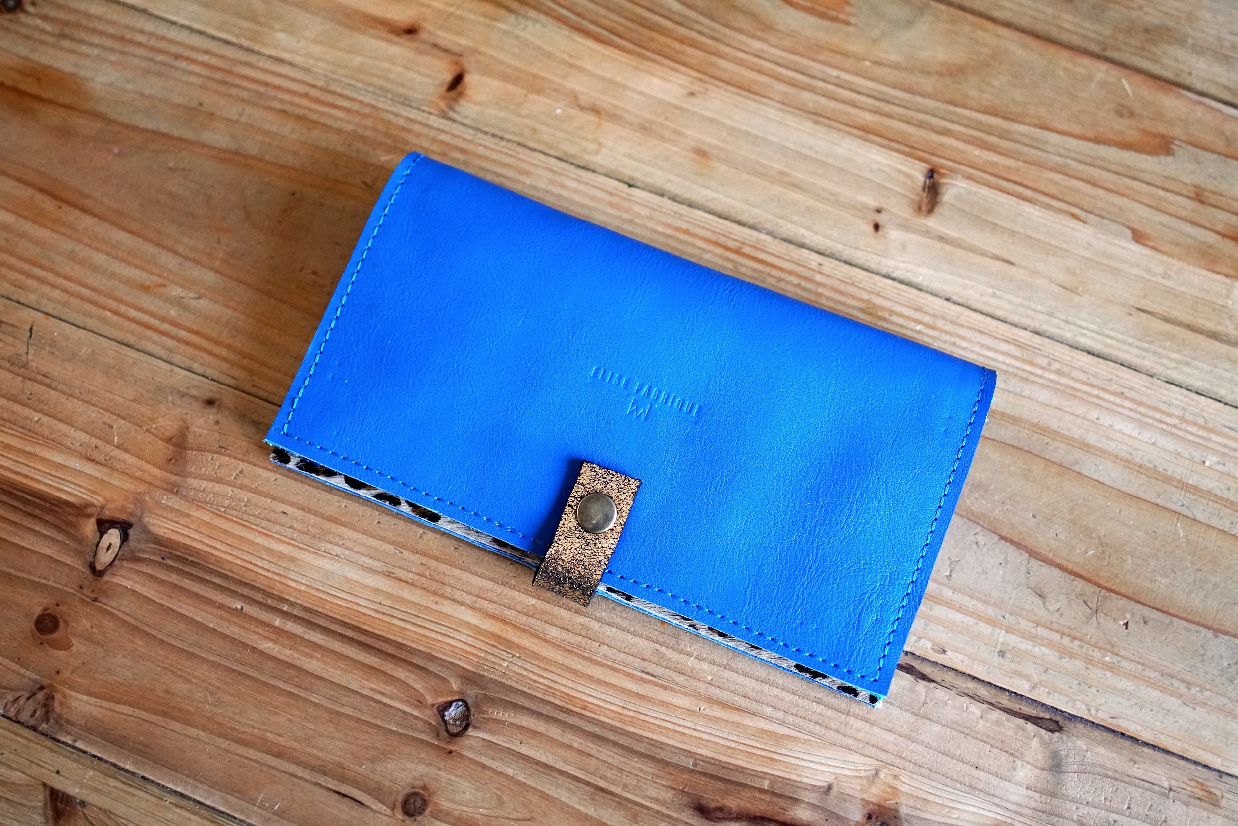 Lucien – Portefeuille en cuir bleu, léopard, turquoise