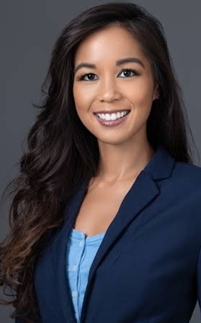 Née en Virginie d'une mère cambodgienne, installée à Hawaï, Darny Chau enchaîne les petits rôles sur les plus gros tournages du Pacifique. Son visage a traversé Magnum, Hawaii Five-0 et, l'an dernier, le Lilo & Stitch de Disney. Portrait d'une silhouette du cinéma.