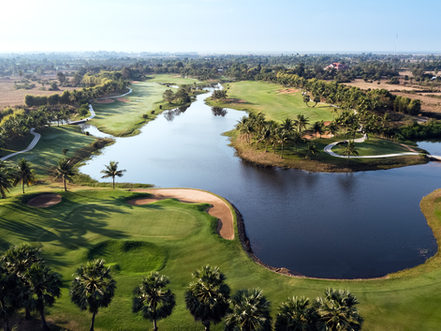 Pour la première fois, le prestigieux World Golf Awards a couronné le Phokeethra Country Club « Meilleur Terrain de Golf du Cambodge 2025 », une distinction révélatrice de l’excellence continue de ce joyau du golf en terre khmère.