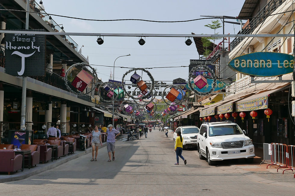 Pub Street, principale artère touristique de la ville de Siem Reap