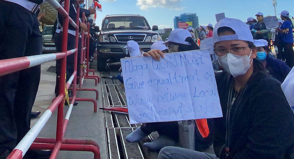 Pour rappel, près de 2 000 travailleurs de NagaWorld sont en grève, des groupes d’entre eux manifestant devant le complexe hôtelier et exigeant la réintégration de 365 dirigeants syndicaux et délégués du personnel qui ont été licenciés.