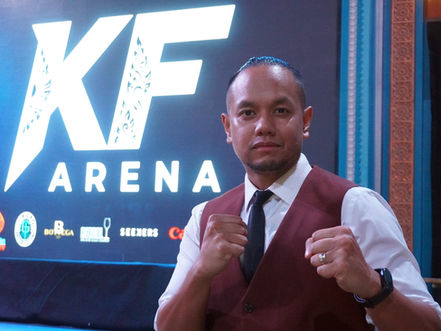 La soirée du vendredi 29 mai mai 2026 n'était pas une soirée de combat. Pas de bouts, pas de KO, pas de ring girls. Pourtant, pour le cercle restreint de journalistes, d'investisseurs et d'initiés du combat sport réunis ce soir-là à l'Aquation Theatre sur l'île de Koh Pich, elle restera peut-être comme une soirée « landmark » de l'histoire récente du Kun Khmer.