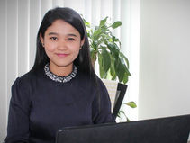 Après des études de Droit des affaires internationales en français, à l’Université Royale de Phnom Penh, Rasey Sun est devenue juriste. Cambodge Mag l’a rencontrée afin d’en savoir plus sur son parcours.  