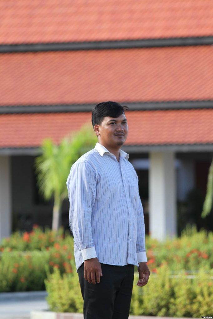 Hou Sopheap, directeur de la Maison de culte baha’i