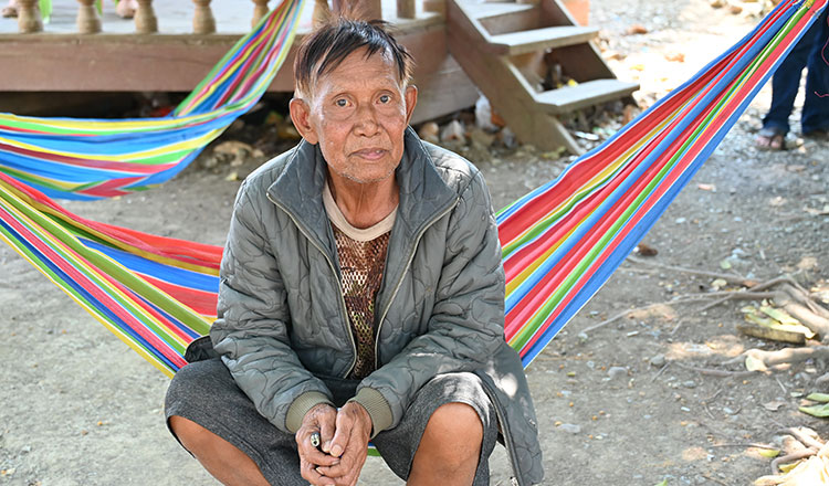 Trois anciens soldats khmers rouges : des ombres de la guerre aux champs de réconciliation