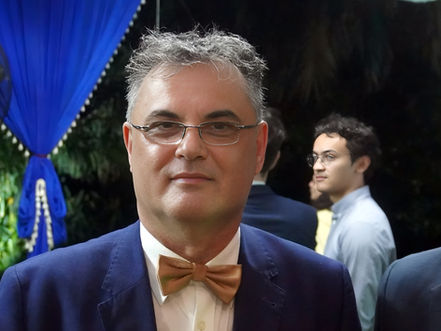 The residence of the French Embassy hosted a reception yesterday evening at which the new French Ambassador, Mr Olivier RICHARD, met the French community in Cambodia and introduced Ms Marie BUSCAIL, the new First Counsellor, and Ms Anne DUTHURON, the new Consul.