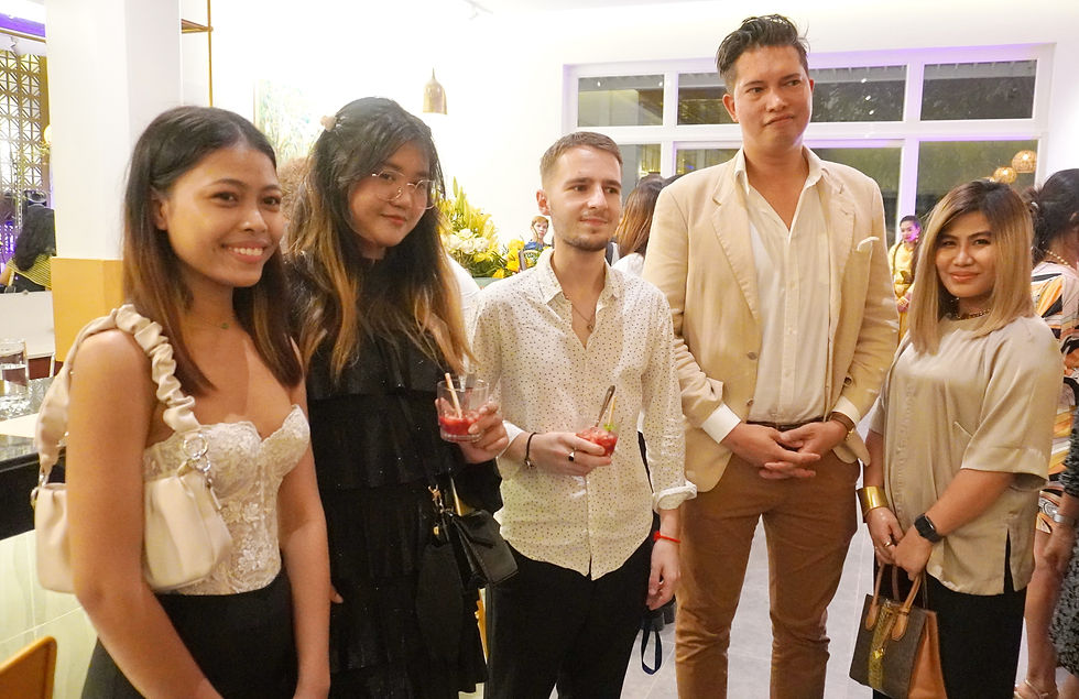 De nombreux professionnels du secteurs venus encourager M. Jaya