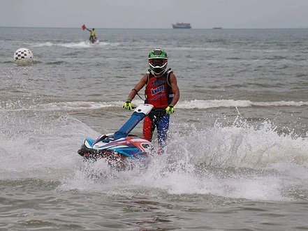 Sports : Deux Cambodgiens dans le top 5 de la Coupe du monde de jet ski 2021 en Thaïlande