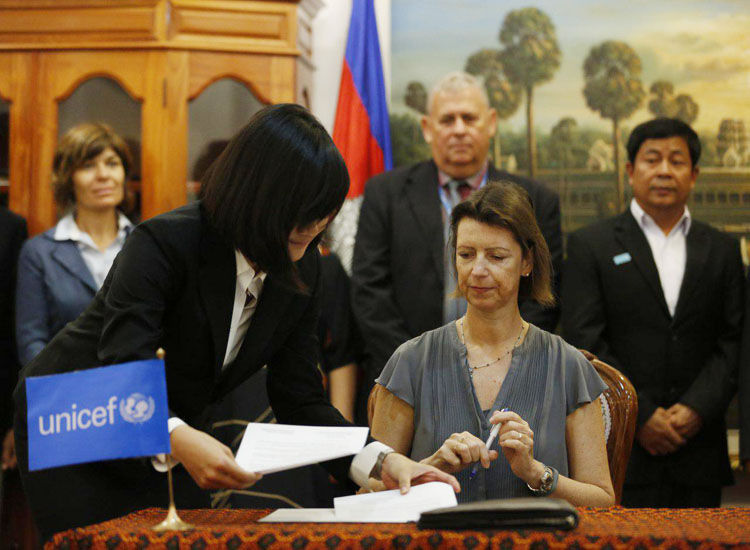 Mme Natascha Paddison, représentante de l’UNICEF au Cambodge