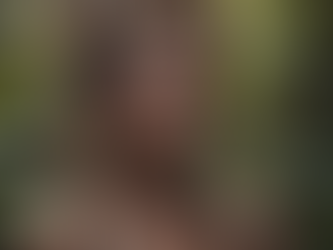 Au cœur des méandres du grand fleuve Mékong, au Ier siècle de notre ère, naît la légende impérissable de la reine Soma. Fille d’un roi-nāga, ces serpents mythiques gardiens des eaux hindoues, elle règne sur le Funan, premier royaume d’Asie du Sud-Est à l’influence indienne, et irrigue encore l’imaginaire khmer.