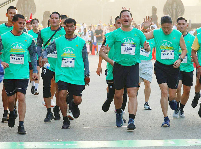 Le Premier ministre Hun Manet était présent à l'événement à titre honorifique et a participé à la course de 5 kilomètres