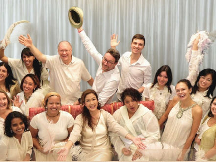 The famous choir Musica Felice invites you to an enchanting immersion into a universe where warm harmonies illuminate every moment.