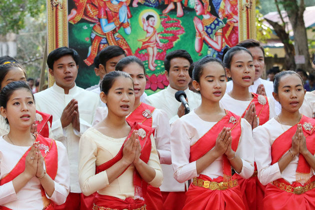 Célébration de la Fête de Meak Bochea