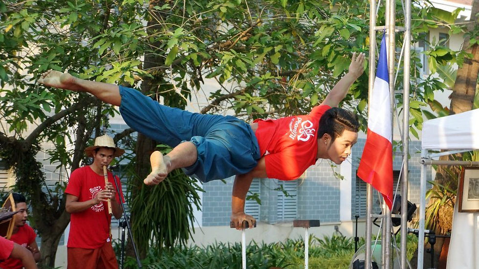 Une belle performance de la troupe du cirque PHARE