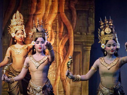 Every Friday, starting October 10, Malis Restaurant in Phnom Penh invites guests to immerse themselves in Khmer Heritage Night—an experience where Cambodia’s rich tradition is showcased through authentic cuisine and exquisite cultural performances, including the iconic Apsara dance. Shows run from 7:00pm to 8:00pm, promising an unforgettable evening for both locals and visitors alike.